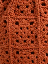 Granny Square Bucket Bag, close-up of the stitch